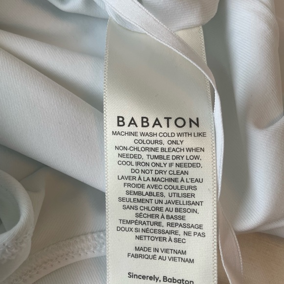 Aritzia Babaton Contour Squarenck Longsleeve Bodysuit. BNWT. Size medium. - Picture 8 of 8